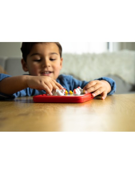 SmartGames Chicken Shuffle Jr