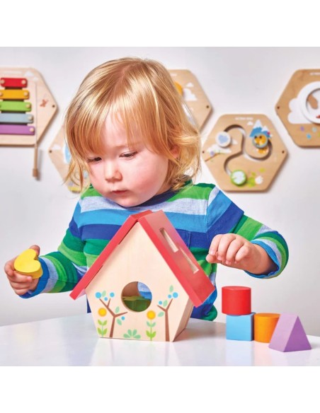 Le Toy Van Petilou Moja kućica za ptice za sortiranje oblika