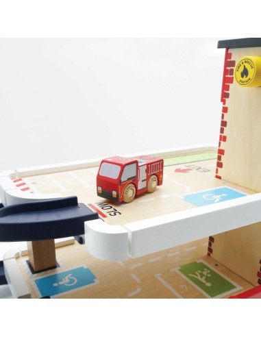 Le Toy Van Fire & Rescue Garage